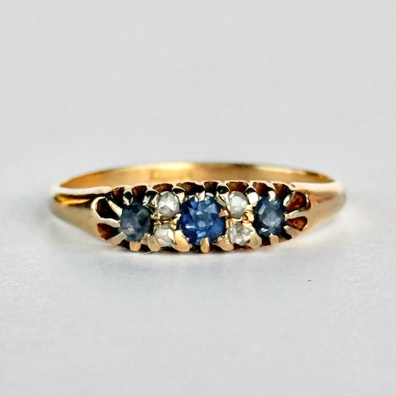 Antique 18 Carat Gold Sapphire and Diamond Ring