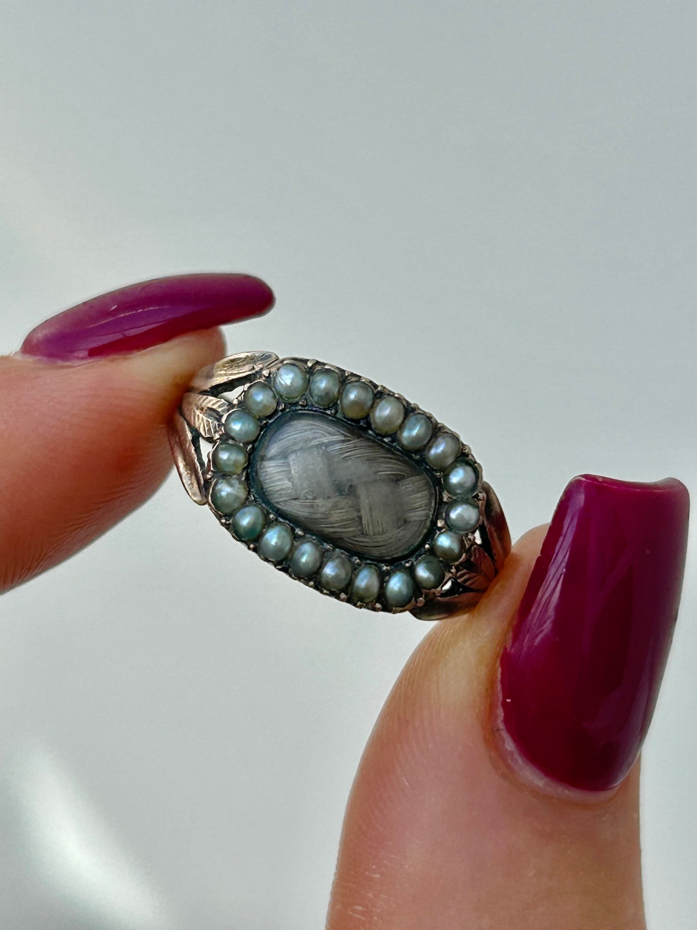 Georgian Era Yellow Gold Locket Front Pearl Surround Mourning Ring