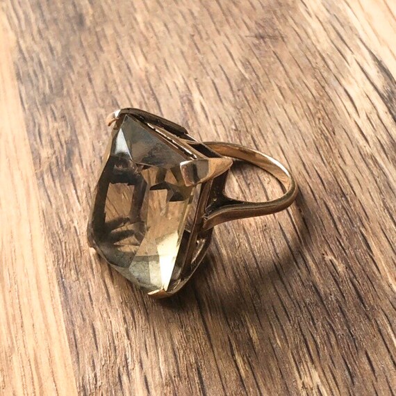 Large Art Deco Citrine Gold Cocktail Ring