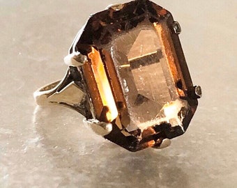 Vintage 9 Carat Gold Citrine Ring