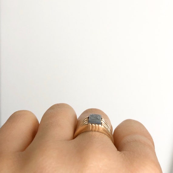 9 Carat Gold Ring With Diamonds 2024 | favors.com