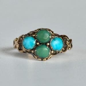 Vintage 9 Carat Gold Turquoise Ring