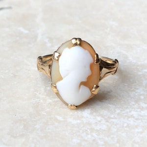 Vintage 9 Carat Gold Cameo Ring