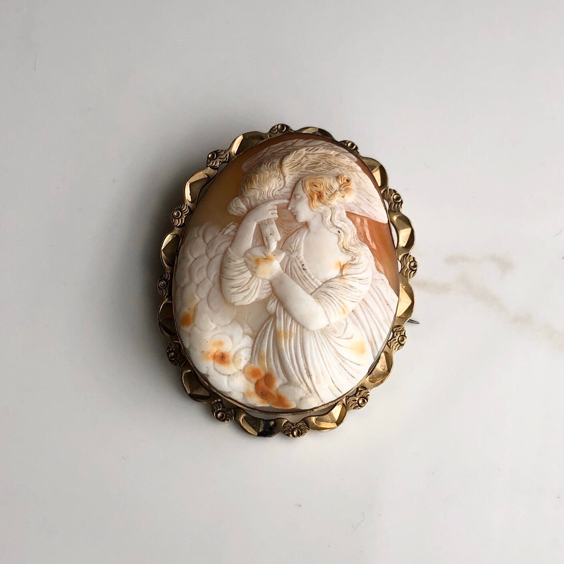 Antique Large Yellow Metal Cameo Brooch - Etsy 日本