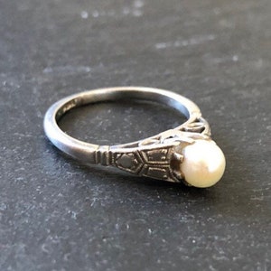 Vintage Platinum and Pearl Solitaire Ring
