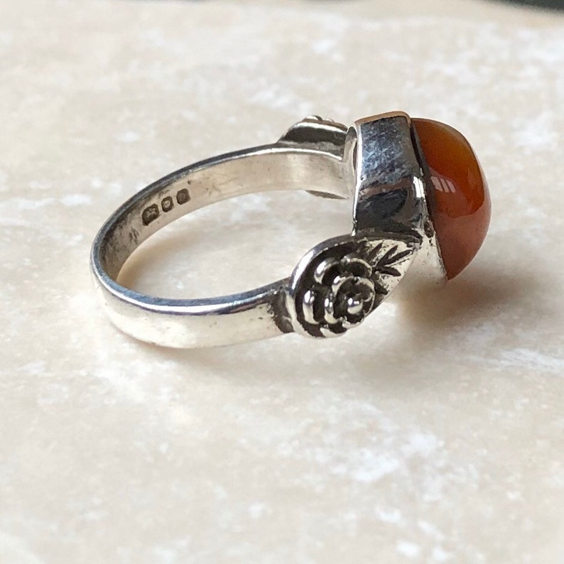 Antique Silver Cabochon Agate Ring