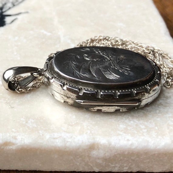 Victorian Silver Asthetic Locket on Chain Circa.1… - image 3
