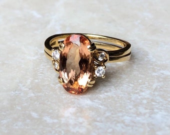 Vintage 18 Carat Gold Topaz