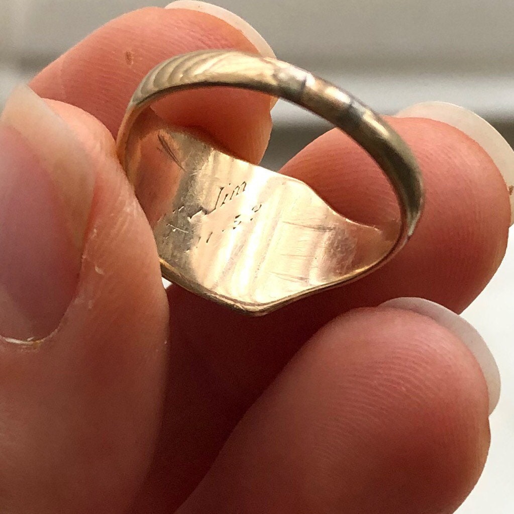 Vintage 9 Carat Gold Signet Ring - Etsy