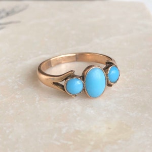 Vintage 9 Carat Gold and Turquoise Three Stone Ring