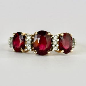 Vintage 15 Karat Gelbgold Granat und Diamant Ring