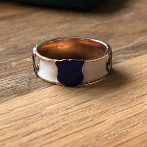 Antique Mid-19th Century Blue and White Enamel Gold Band
