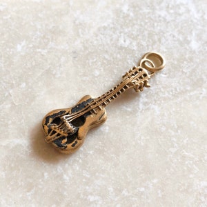 Vintage 9 Carat Gold Guitar Pendant/Charm
