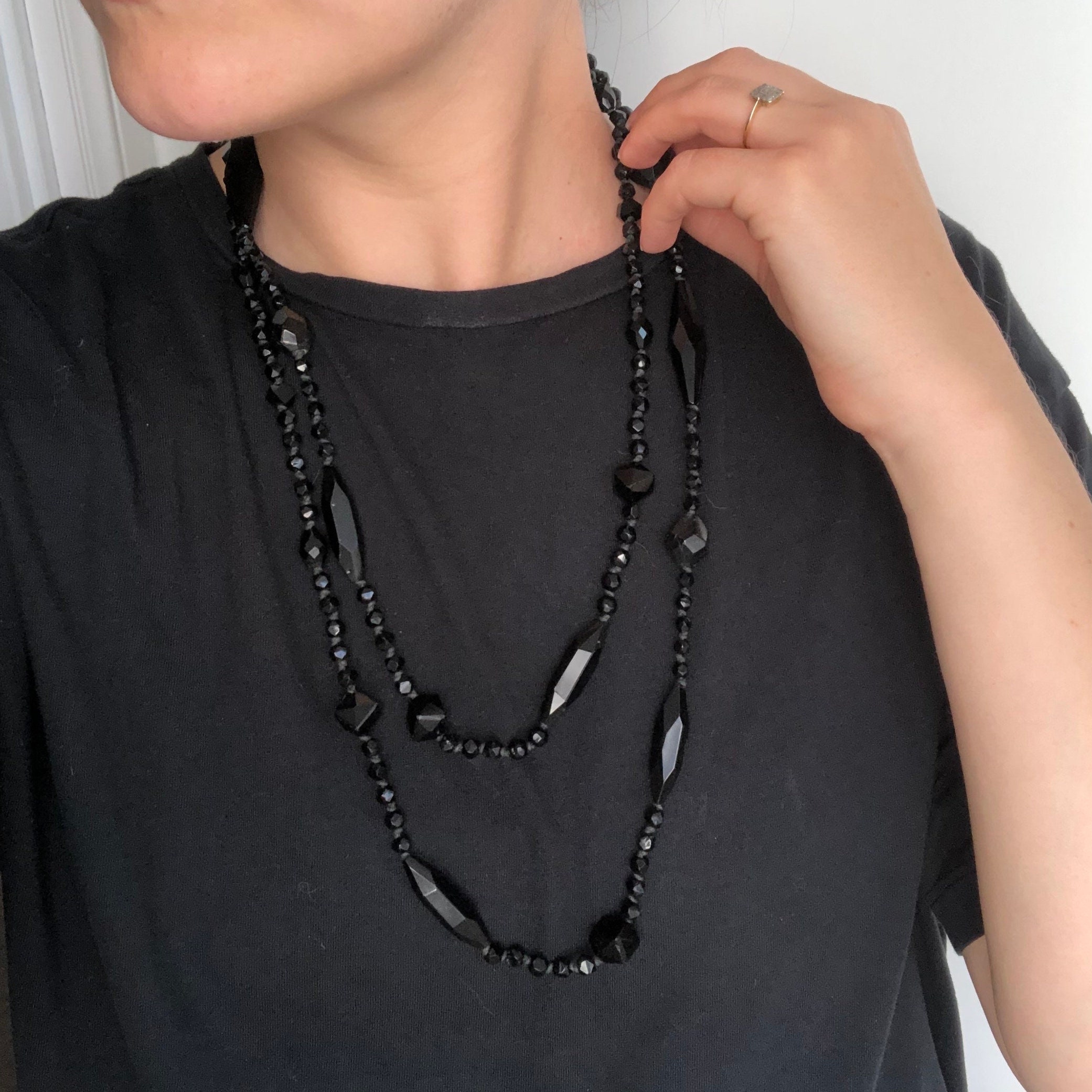 VINTAGE HOLLYWOOD★Black Stone Beads Necklace/追跡送 Vintage Black Stone Jet Bead Necklace - Etsy
