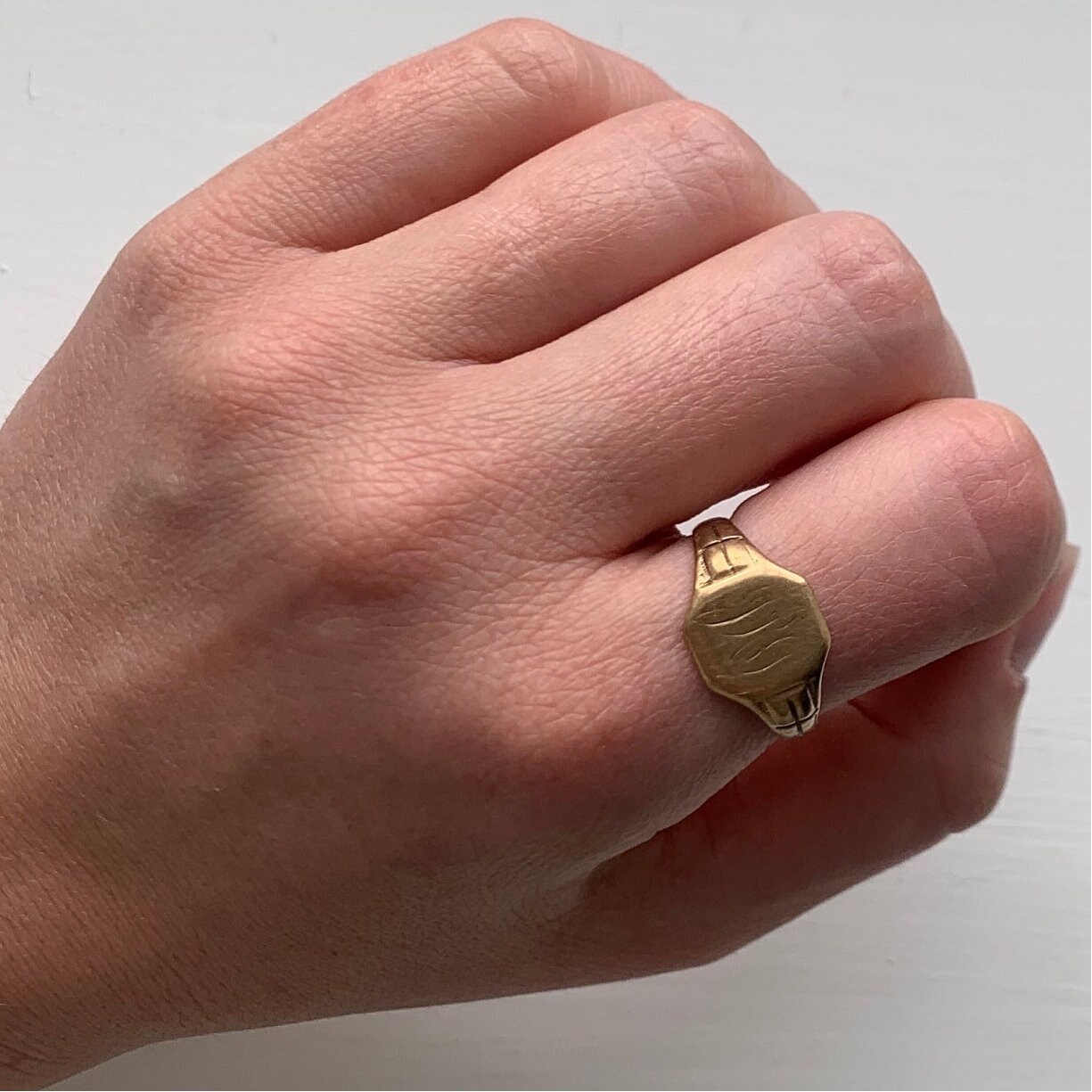 Vintage 9 Carat Gold Signet Ring - Etsy
