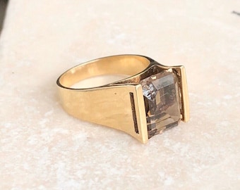 Vintage 9 Carat Gold Smokey Quartz Ring