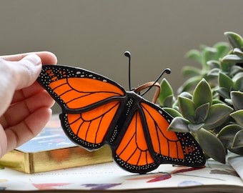 Stained Glass Orange Monarch Butterfly | Butterfly Suncatcher | Nature Art | Butterfly Ornament | Orange Butterflies | Monarch | Glass Wings