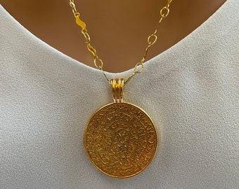 Greek Coin Pendant Necklace for Women, Phaistos Disc Pendant for Girlfriend, Twisted Link Chain for Daughter, Mother's Day Gift Idea for Mom