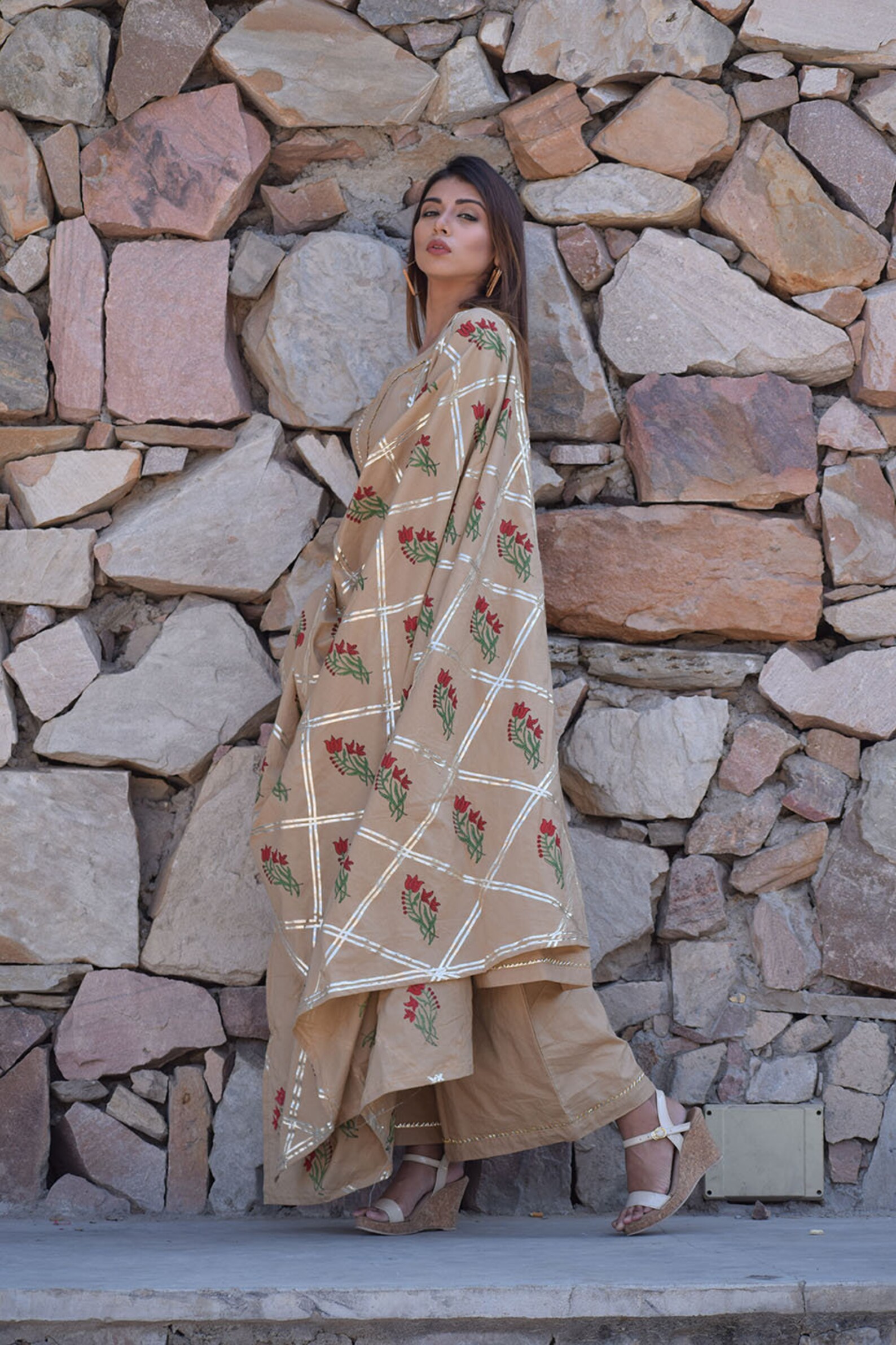 gher wala plazo kurti
