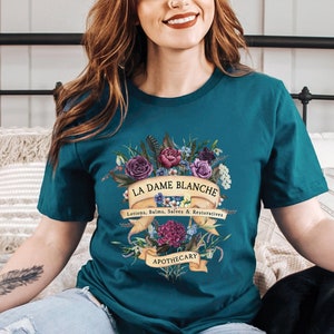 La Dame Blanche T-Shirt in 6 Farben XS-4XL, Apotheker, Outlander Merch, Witchy, Kräuterkunde, Plus Size
