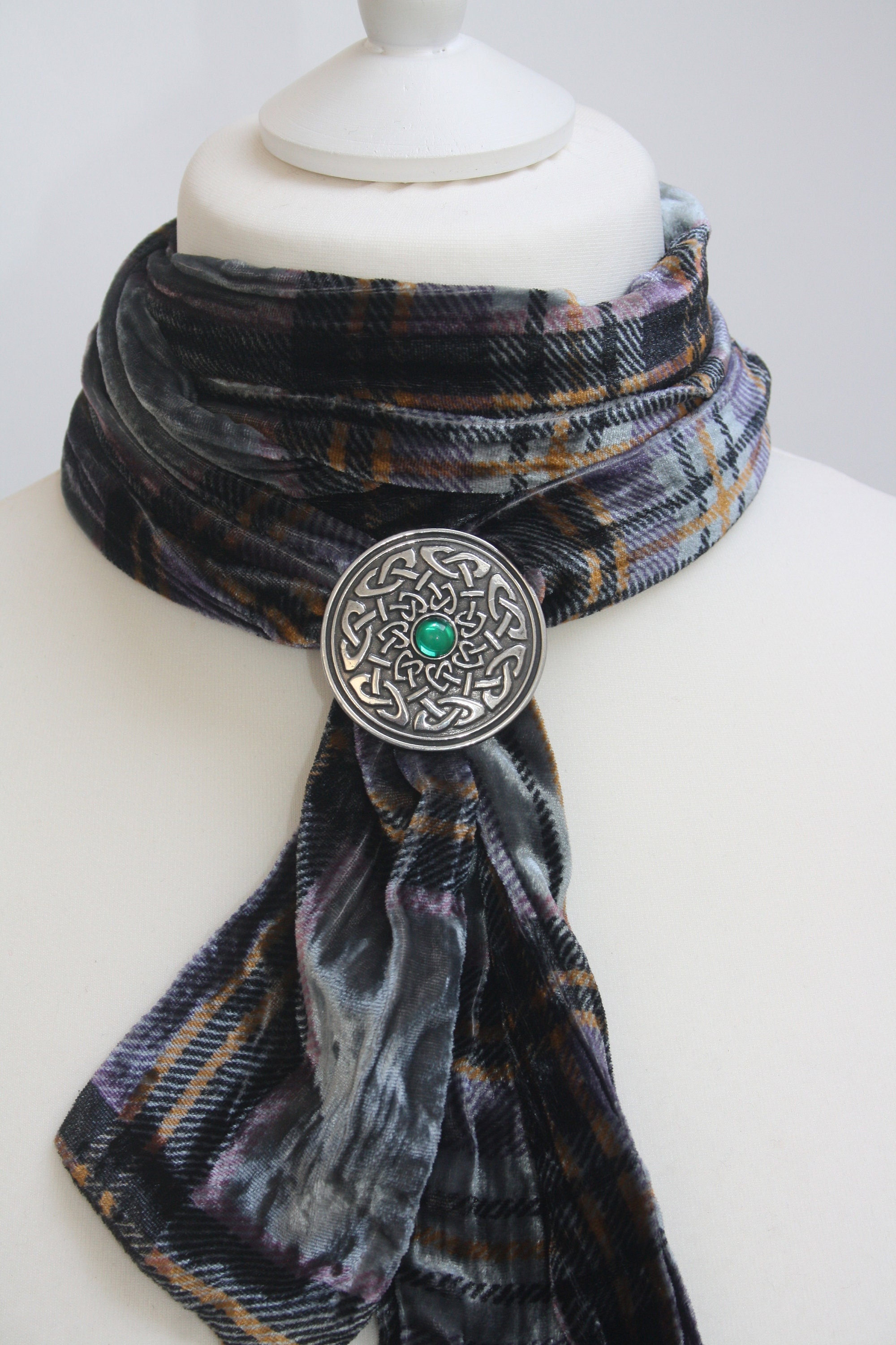 Mayfield Celtic Knot Scarf Ring – Celtic Crystal Design Jewelry