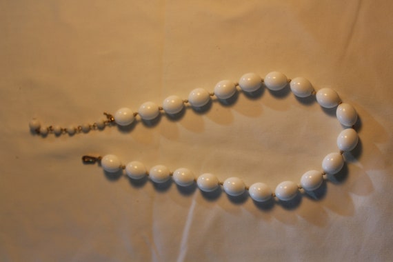 Trifari Vintage Faux Pearl Choker Necklace - image 2