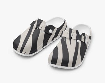 UC Printed Nurse Clogs