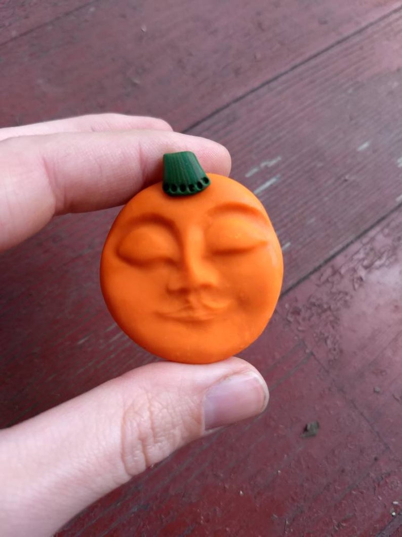 Handmade polymer clay pumpkin jack-o'lantern Halloween pin image 1