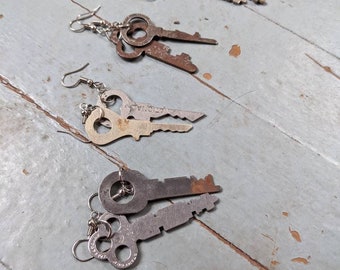 Vintage skeleton key dangle earrings