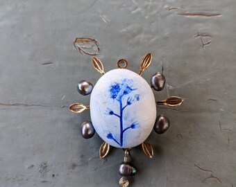 Forget me not flower and pearl statement brooch