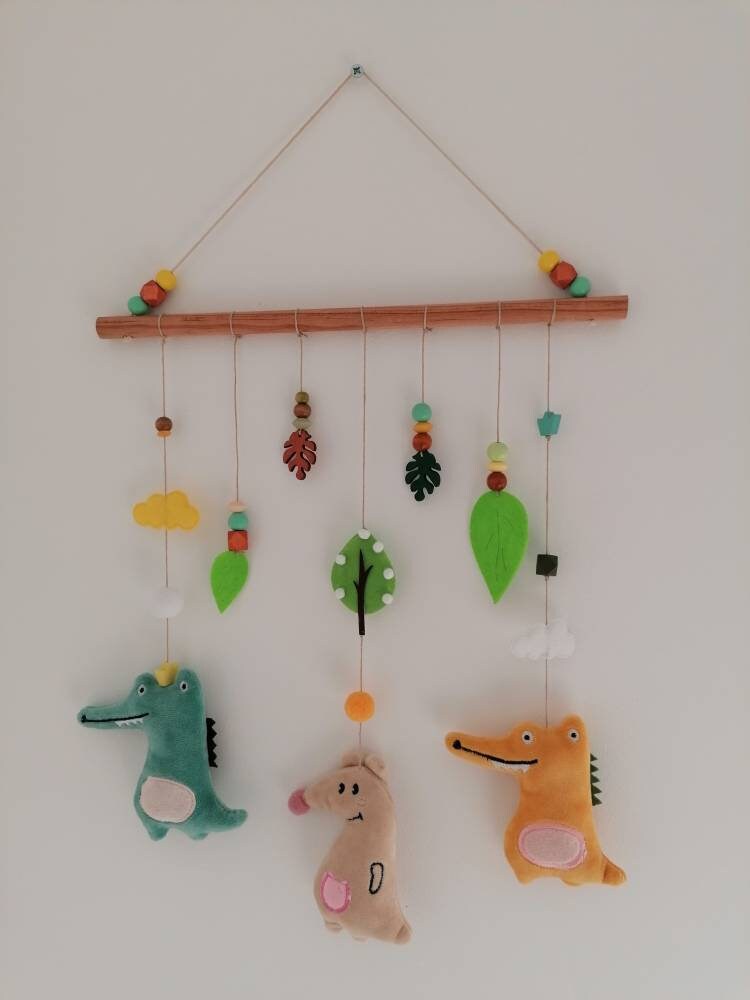 Suspension Murale en Bois , avec Animationx Pour Chambre D Enfant