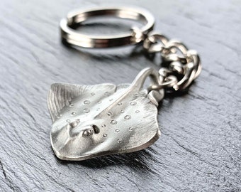 Stingray Keychain - Gift for Ocean Lover - Scuba Diving Gifts -  Keychain Charms