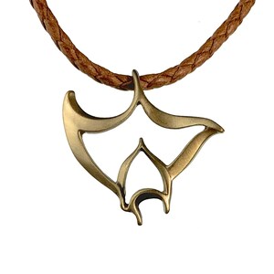 Manta Ray Necklace Pendant for Women and Men - Bronze Stingray Necklace for Women, Bronze Ray Pendant, Manta Pendant, Scuba Diving Jewelry