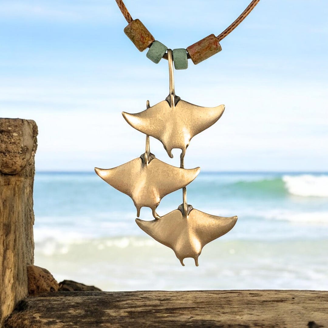 Manta Ray Pendant Necklace in Sterling Silver, Ray Fish Necklace, Stingray Necklace