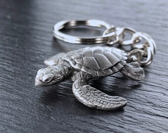 Pewter Turtle Keychain for Men and Women- Sea Turtle Charm, Gifts for Turtle Lovers, Cute Turtle Keyring, Gifts for Scuba Divers