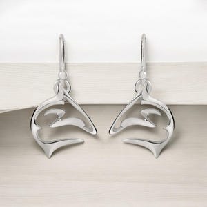 Boucles d&#39;oreilles requin en argent sterling - Boucles d&#39;oreilles requin, Puces d&#39;oreilles requin en argent sterling, Cadeaux pour les amateurs de requins, Boucles d&#39;oreilles breloque requin