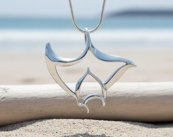 Sterling Silver Stingray Necklace: Ocean-Inspired Manta Ray Jewelry