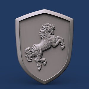 K&ouml;nnte beinhalten: Ein silberner Schild mit einer detaillierten, verzierten, dreidimensionalen Skulptur eines sich aufb&auml;umenden Pferdes.