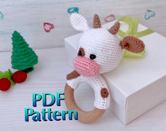 Patrón de ganchillo PDF sonajero vaca Toro juguete Cortador de dientes de madera Juguetes orgánicos Mordedor anillo de madera Patrón de animales de granja Vaca baby shower