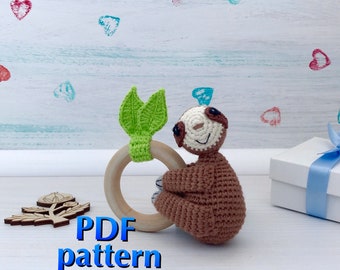 Patrón crochet Perezoso PDF, Juguete sonajero, Anillo de madera mordedor, Perezoso Amigurumi, patrón crochet animales, peluche perezoso, regalo para recién nacido