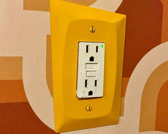 Zoinks! Painted Retro Atomic Light Switch Outlet Cover Mid Century Home Decor Googie Design