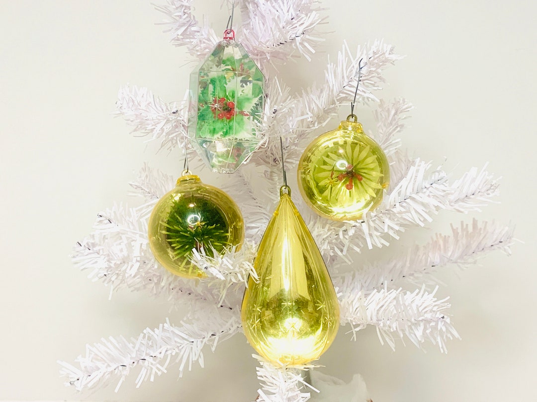 Vintage Christmas Tree Ornaments Starburst Plastic Jewel Brite Etsy