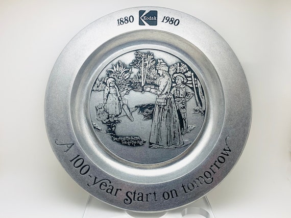 工芸品 100th anniversary of Christmas plate Kodak 100 Year Anniversary Pewter Plate - Etsy