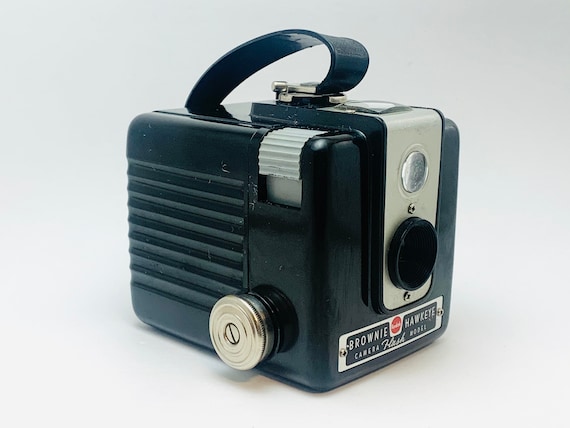 Amazon.com : Kodak Brownie Hawkeye Flash [Antique] : Camera