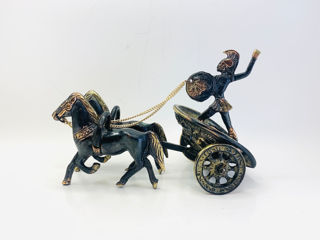 ヴィンテージ風アンティーク真鍮製ローマ戦士の戦車（馬付き） - Etsy 日本