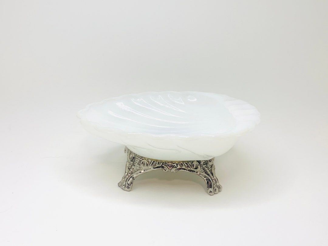 1960s Milk Glass Shell Shaped Pedestal Soap Dish Etsy