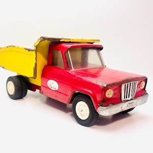 1960’s Tonka Jeep Dump Truck Pressed Steel