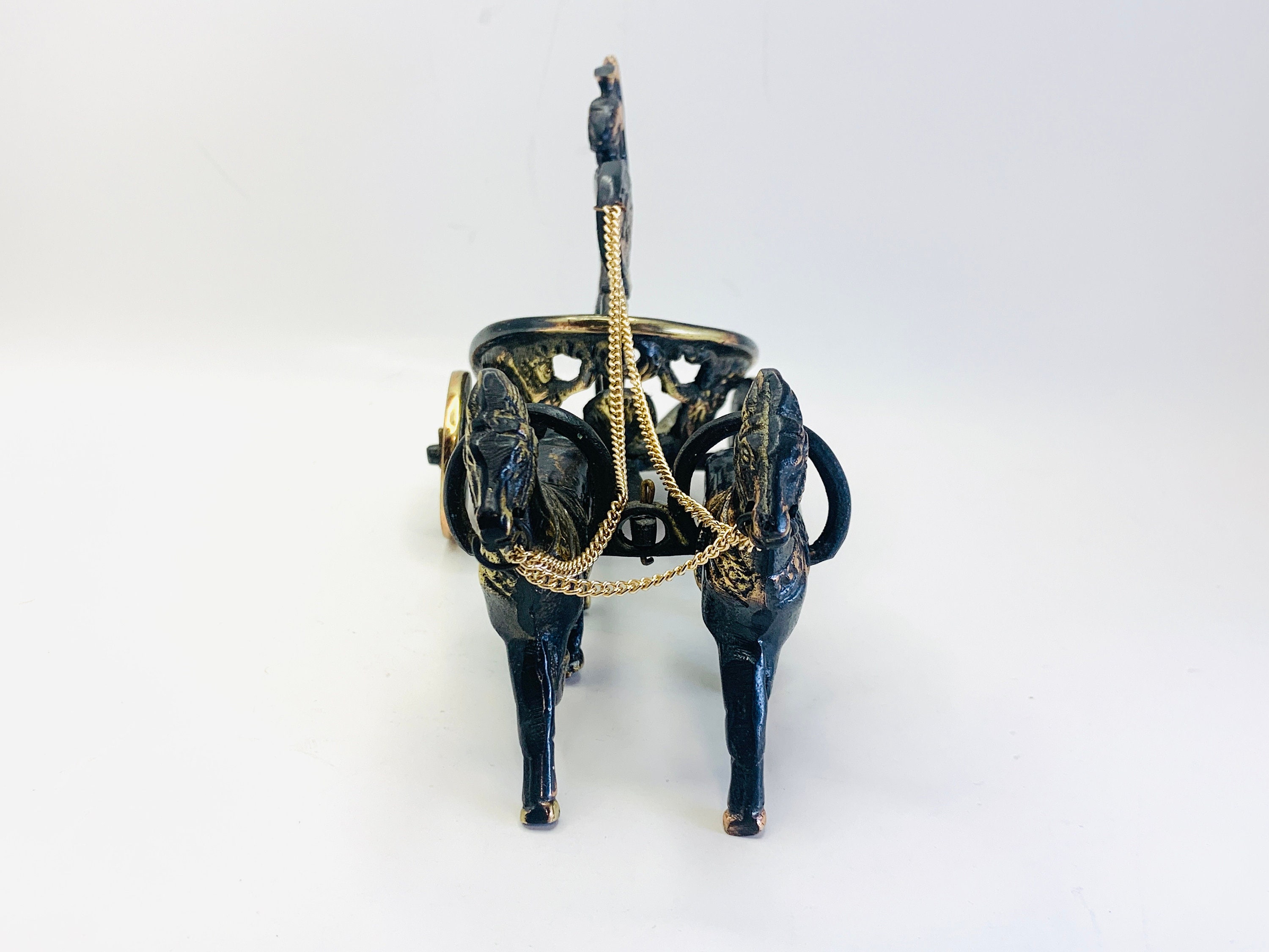 ヴィンテージ風アンティーク真鍮製ローマ戦士の戦車（馬付き） - Etsy 日本