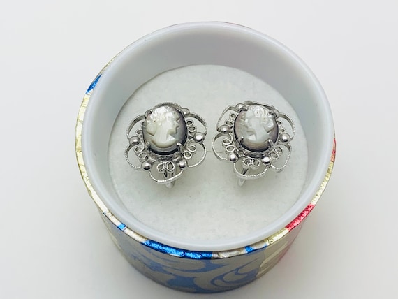 1950’s Sorrento Sterling Shell Cameo Clip On Earri