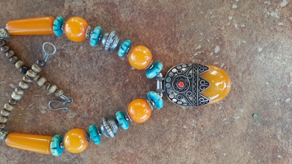 Tibetan Amber Resin Medallion Necklace - image 3